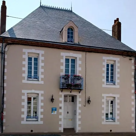 Πανσιόν D'hotes Le Griffon 1855 Saint-Laurent-Des-Autels