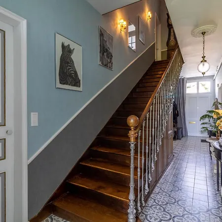 D'hôtes Le Griffon 1855 3*