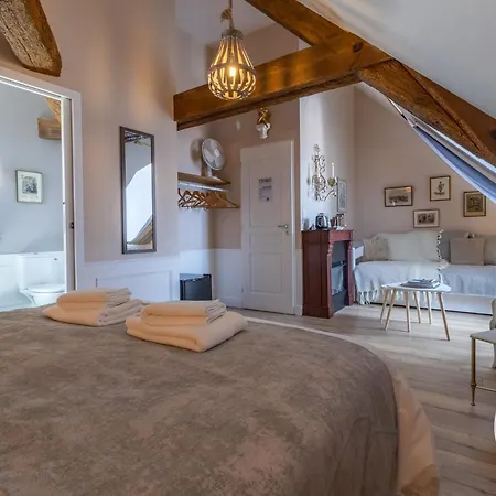 D'hotes Le Griffon 1855 Saint-Laurent-Des-Autels