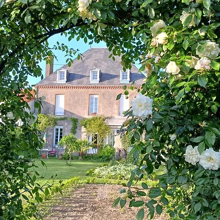 D'hotes Le Griffon 1855 Гостевой дом