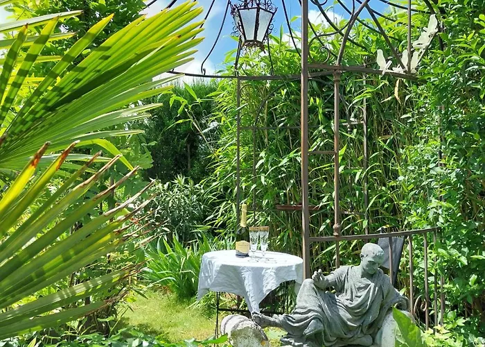 D'hotes Le Griffon 1855 Saint-Laurent-Des-Autels