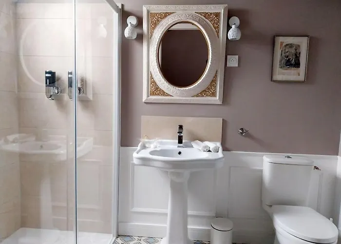 D'hôtes Le Griffon 1855 3* Saint-Laurent-Des-Autels