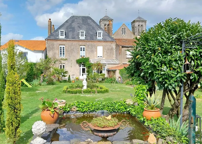 D'hotes Le Griffon 1855 Pensjonat Saint-Laurent-Des-Autels